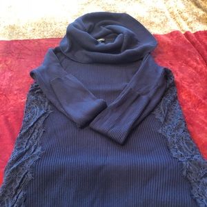 Gorgeous NAVY sweater!!